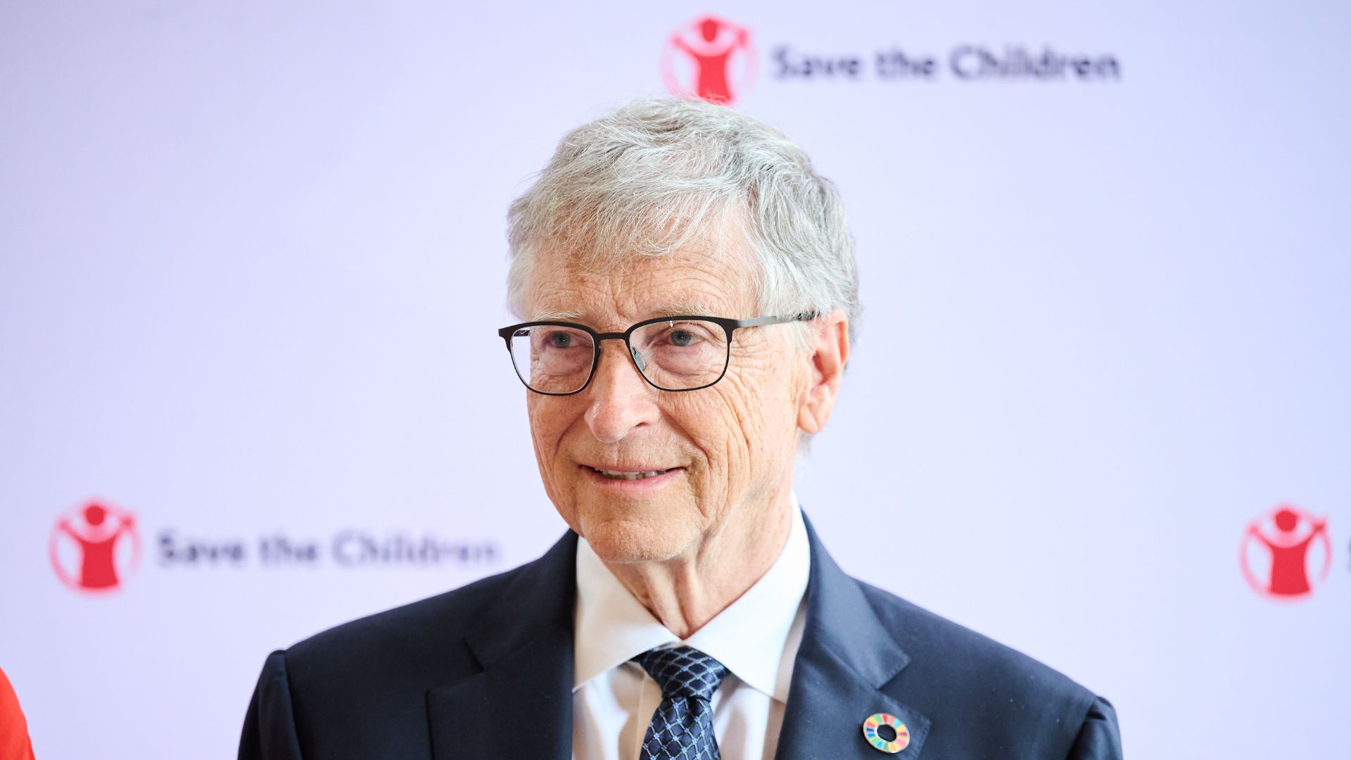 Trump behauptet nach Bill Gates‘ jüngsten Äußerungen, er habe „den Krieg gegen den Klimawandel-Hoax“ gewonnen