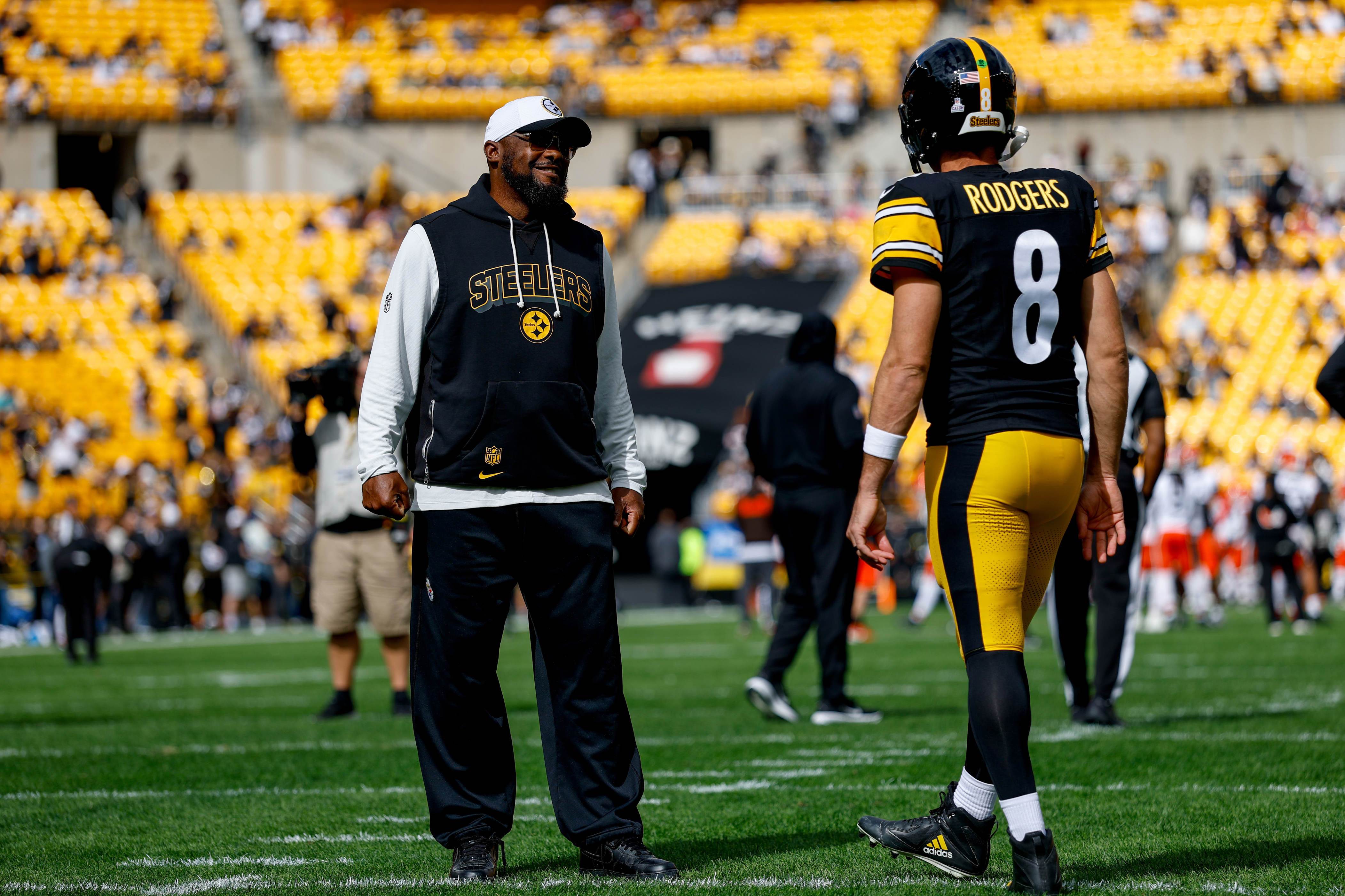 Mike Tomlin gets brutally honest about Aaron Rodgers' play in Steelers loss