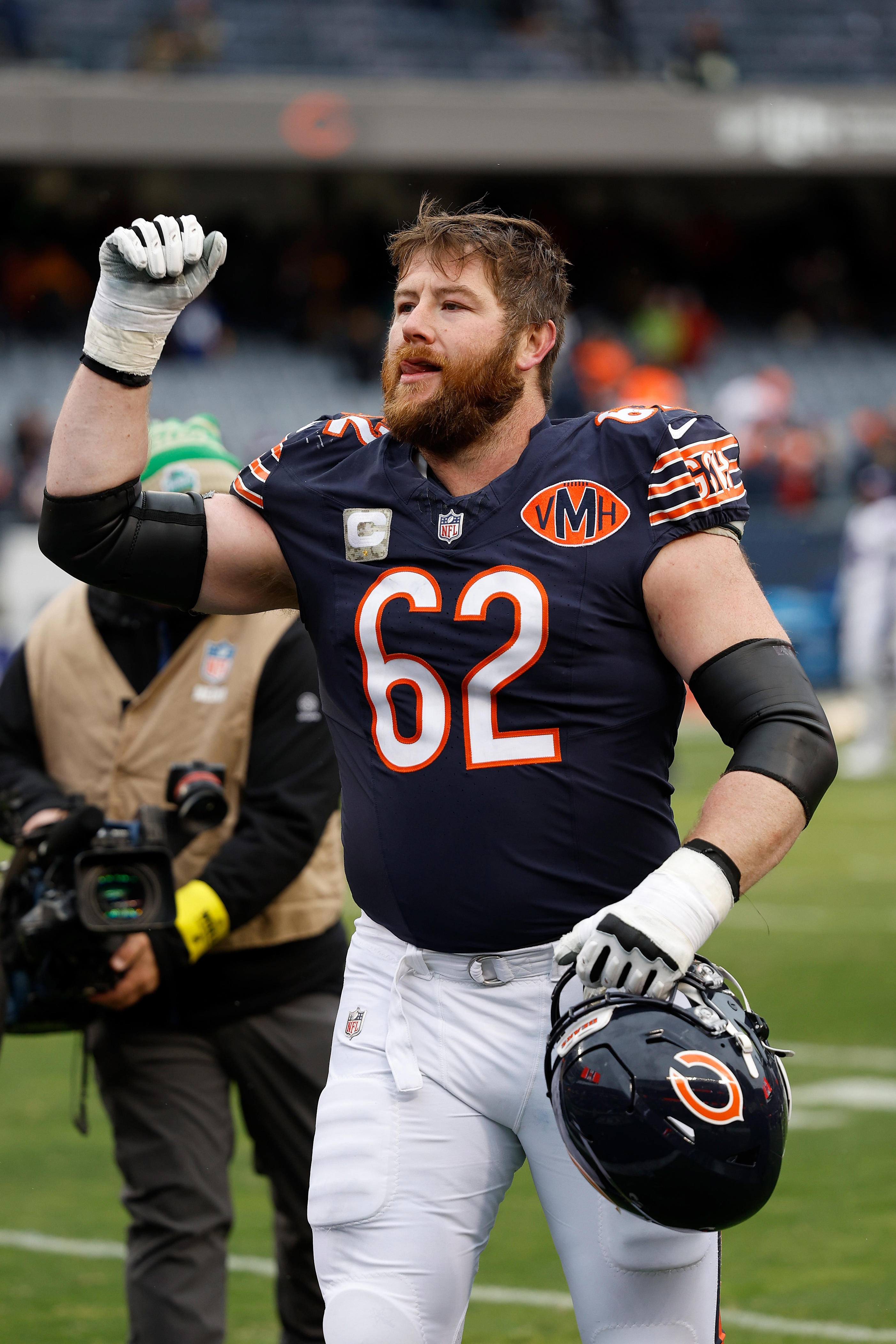Joe Thuney discussed unselfishness of Bears offense after Week 7 win