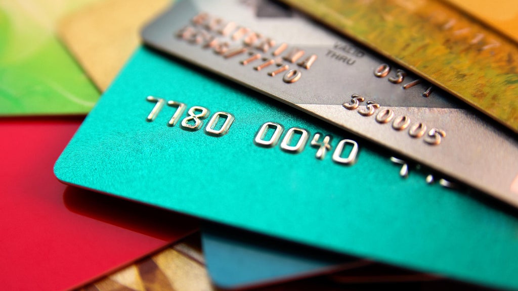 With record-high rates, what to know before opening store credit cards ...