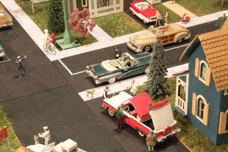 How to downsize and still enjoy toy trains