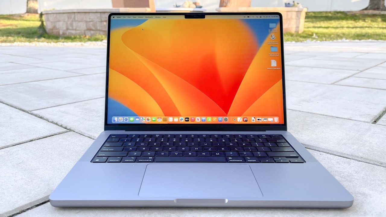 The touchscreen MacBook Pro OLED is coming with a new interface — and ...