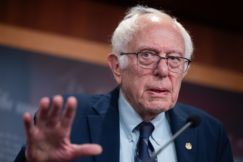 Bernie Sanders calls for Dems to stay strong