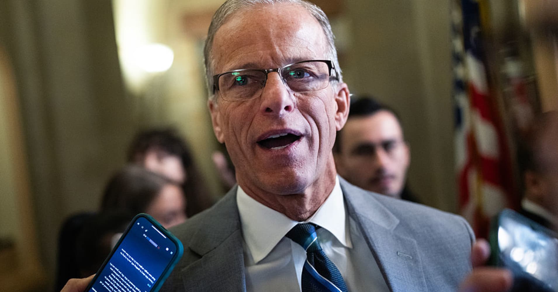 Government shutdown could be headed for end as Senate passes first ...