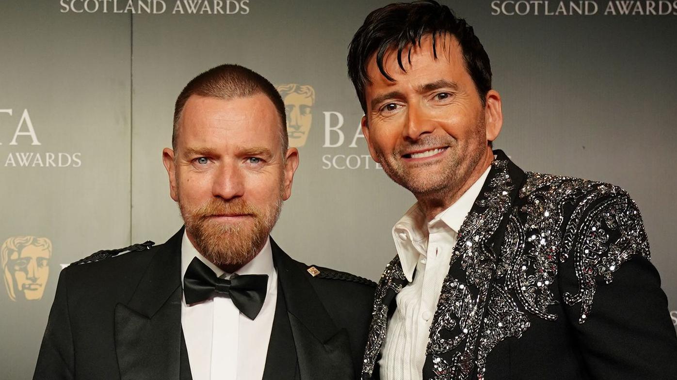 La trayectoria de Ewan McGregor fue homenajeada en los premios BAFTA escoceses.