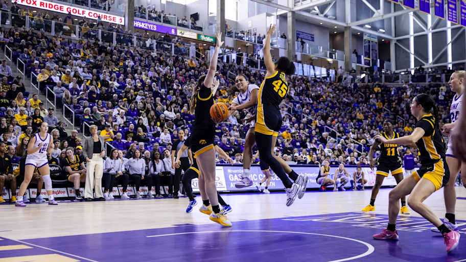 Iowa Remains Undefeated in Runaway Road Win