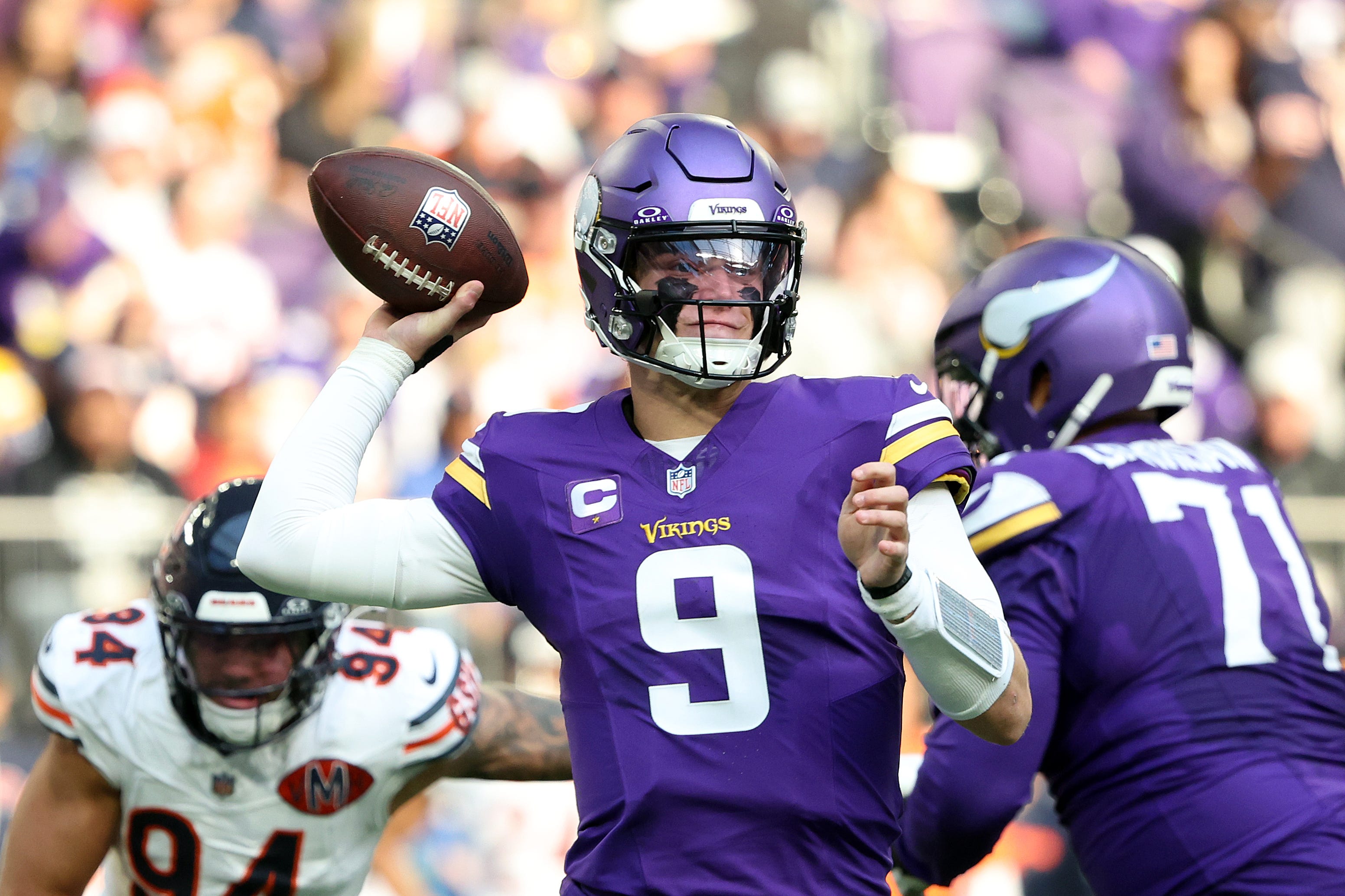 NFL Week 11 winners and losers: Vikings can't ignore J.J. McCarthy problem