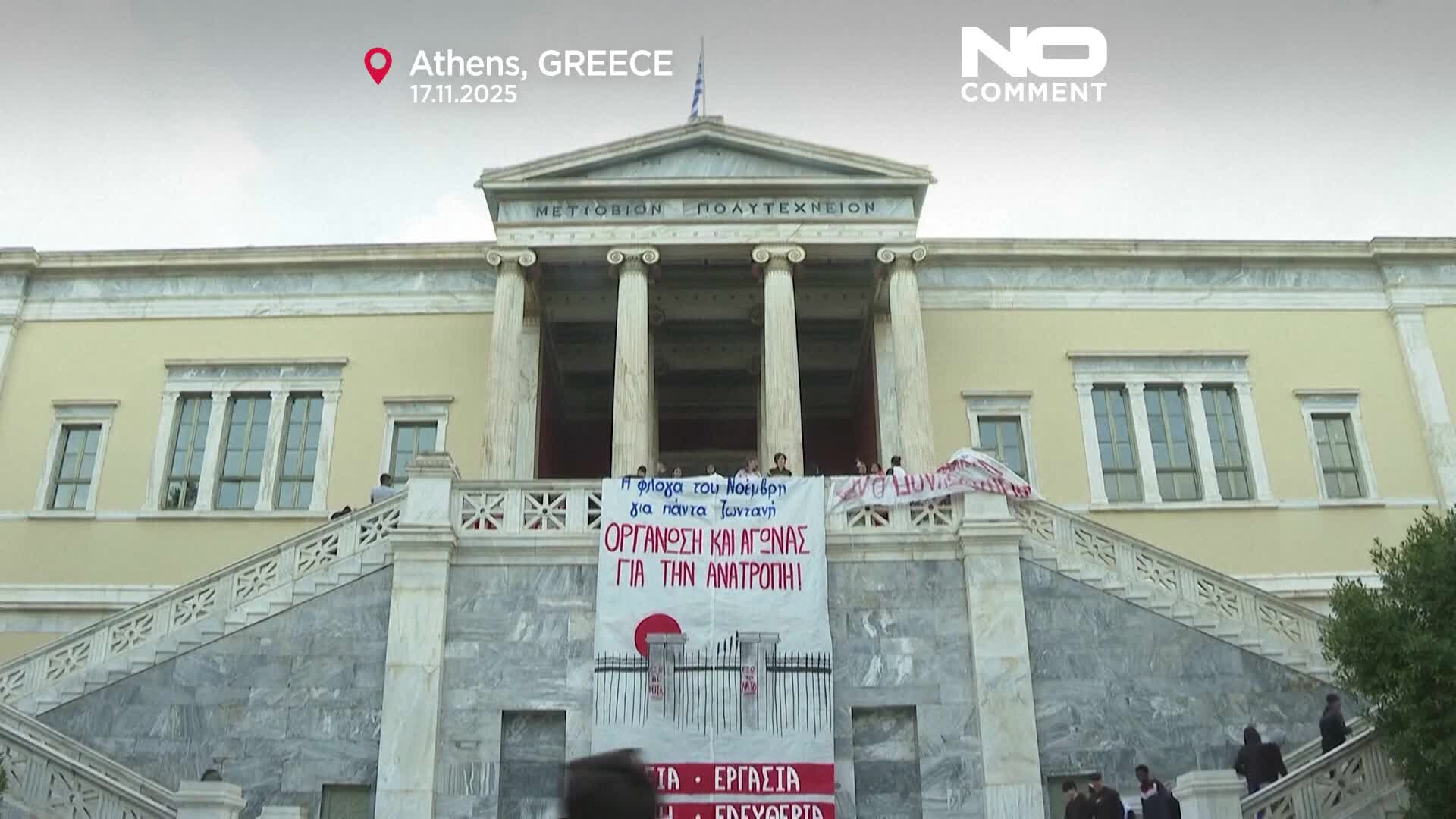 Griechen begehen den Jahrestag des Polytechnio-Aufstands in Athen von 1973