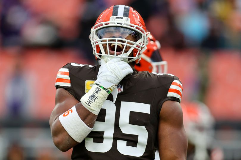 Myles Garrett shows true colors with his reaction to Shedeur Sanders debut