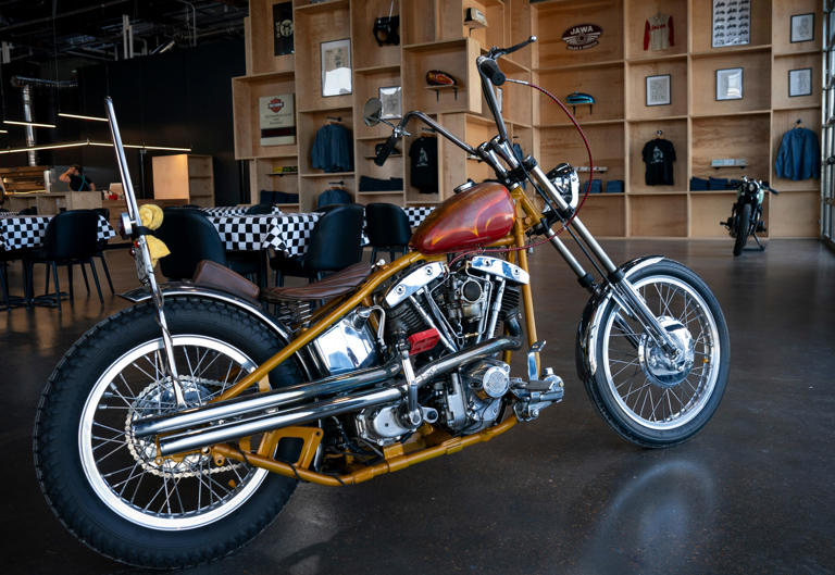 Moto Moda brings cocktails, pizza and motorcycles to Wedgewood-Houston ...