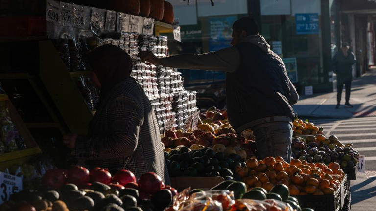 Trump tiene razón: redujo algunos de sus costos. Pero también aumentó muchos otros.