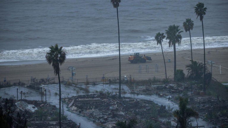 New Flood Threat In California After Atmospheric River Blamed For ...
