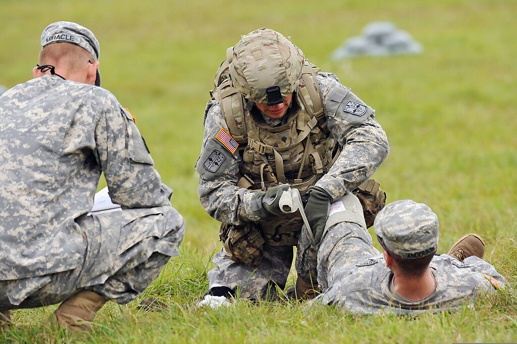 10 First Aid Skills Everyone Should Know Before They Camp