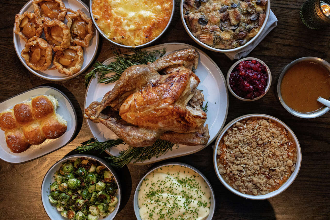 What's open and closed on Thanksgiving and Black Friday 2025