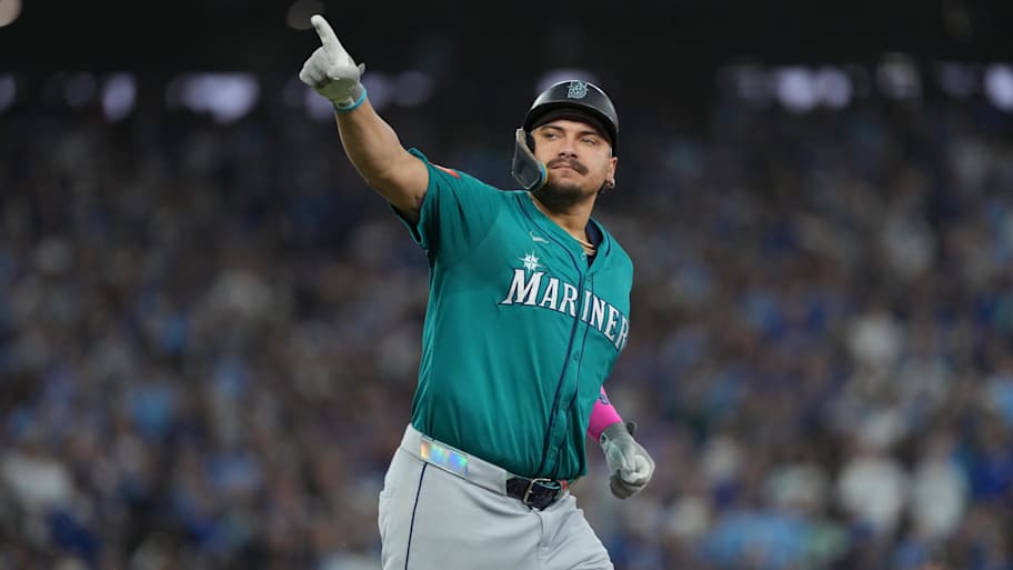 How Cal Raleigh Reacted To Mariners Reunion With Josh Naylor