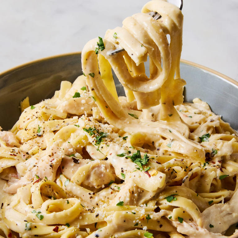 These 14 slow-cooker recipes are 100% kid-approved