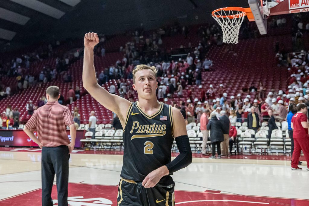 Purdue reclaims No. 1 from Houston in AP Top 25, Louisville and ...