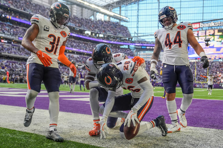 John Beam's former Laney player drops to knee after NFL interception ...