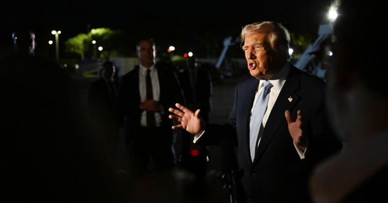 Trump Slams 'RINO' State Legislators Opposing Redistricting Push