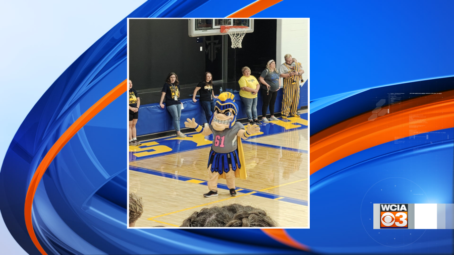 We know he s going to beat this thing Maroa Forsyth rallies behind