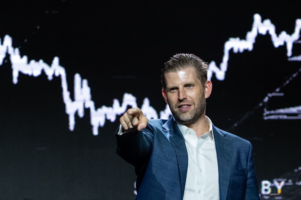 Trump-backed crypto stock stumbles despite beating GameStop