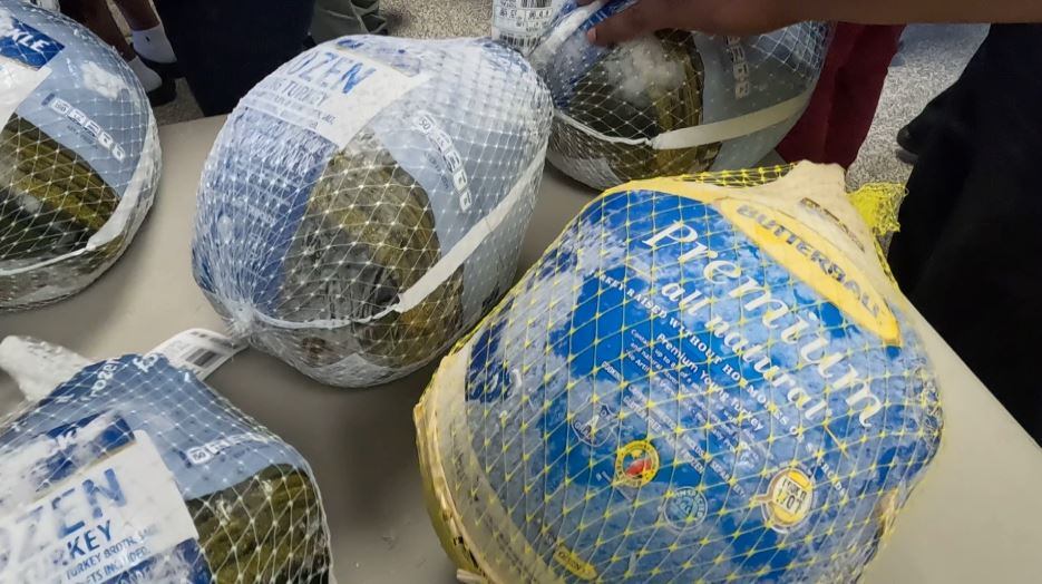 THANKSGIVING: Turkey giveaways and events happening in Baton Rouge ...