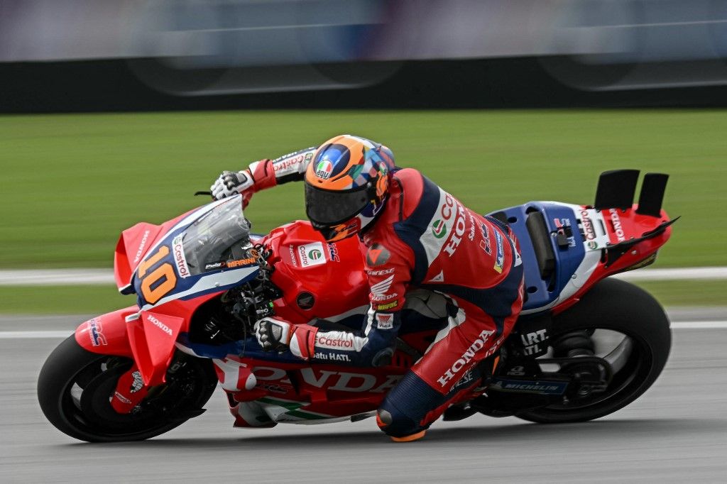 2026, Kesempatan Bagnaia Perbaiki Kesalahan, Adik Rossi Percaya Pecco Bisa Kalahkan Marquez