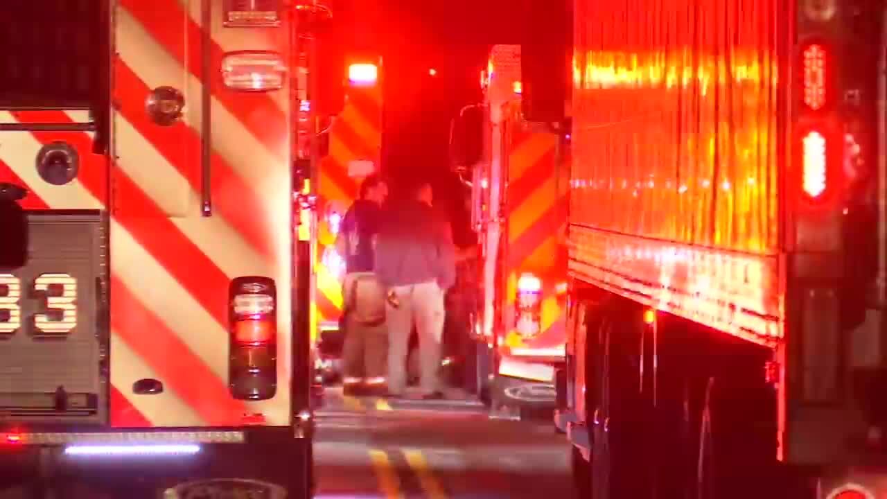 Crews respond to barn fire in Greenville County, officials say