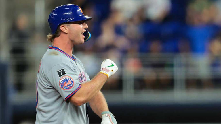 Sep 26, 2025; Miami, Florida, USA; New York Mets first baseman Pete Alonso (20) reacts from second base after hitting RBI double against the Miami Marlins during the first inning at loanDepot Park. Mandatory Credit: Sam Navarro-Imagn Images | Sam Navarro-Imagn Images