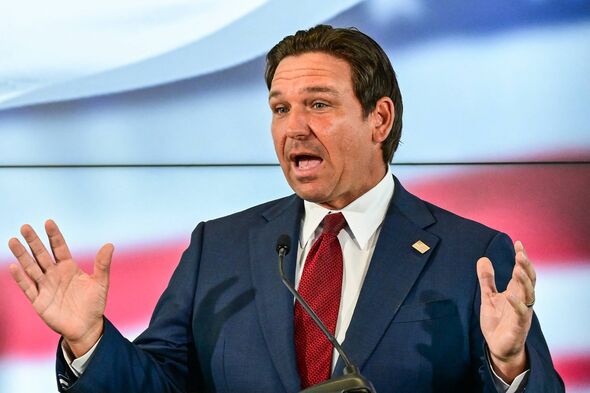 Ron DeSantis offers extended holiday weekends to Florida state workers ...