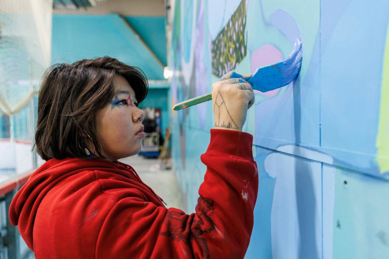 Street art meets Inuit culture in new Kuujjuaq, Que. mural