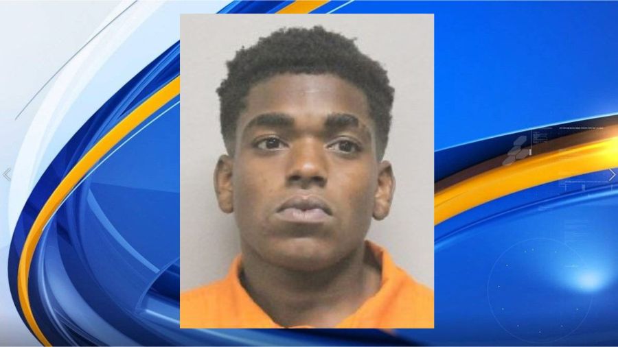 Lafayette man wanted for armed robbery in Scott