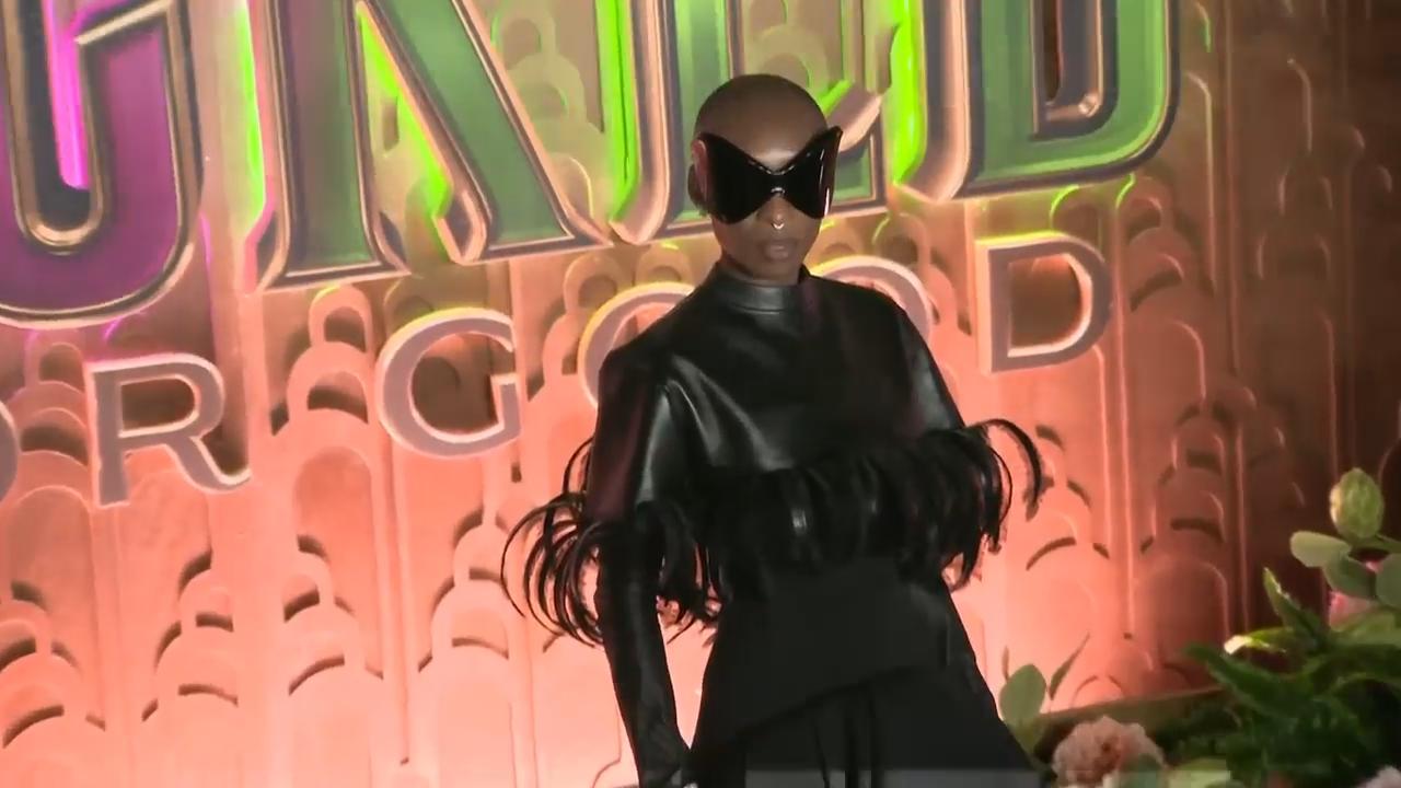 Cynthia Erivo wows crowd with her sunglasses at the 'Wicked: For Good ...