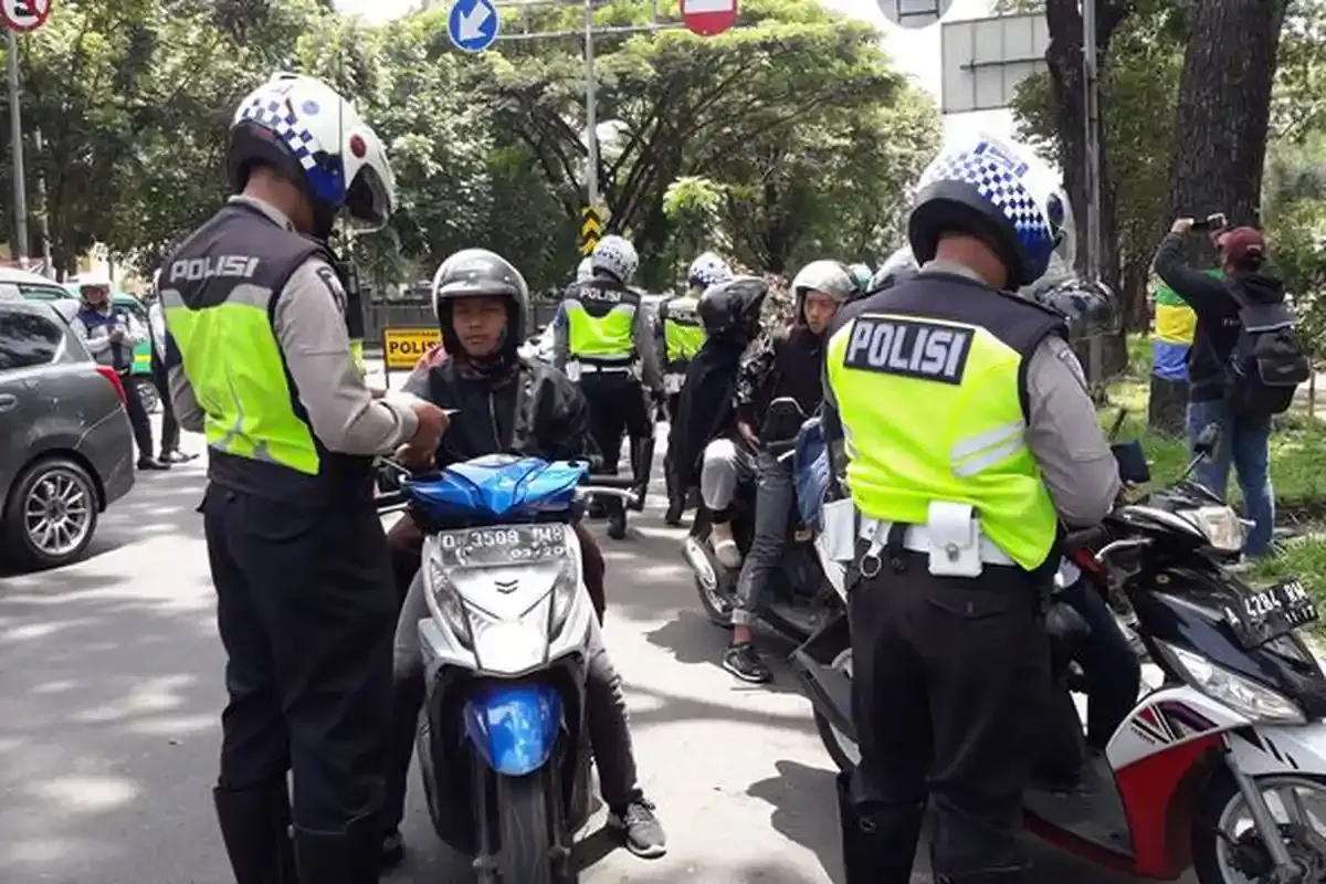 Bus dan travel waspada, razia kendaraan besar-besaran di Bandung incar ini