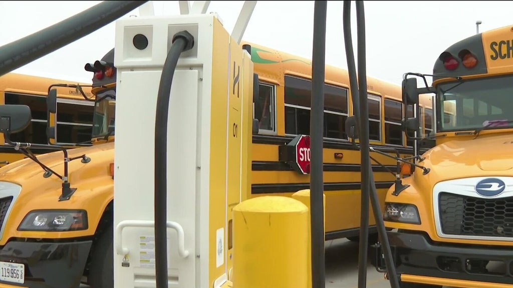 West Aurora School District 129 Launches Fleet Of Electric School Buses
