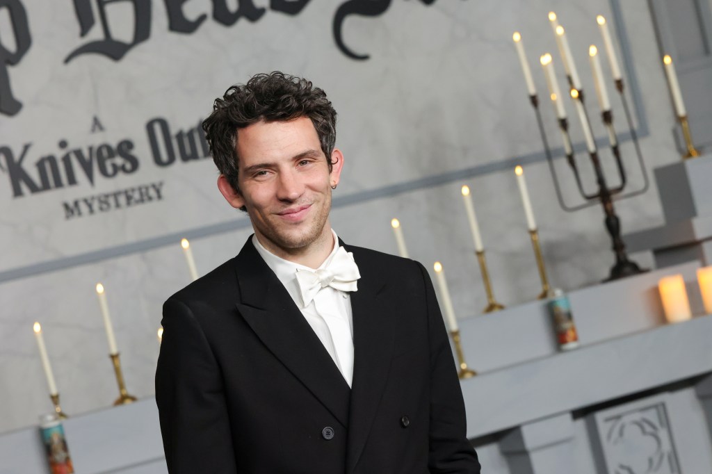 Josh O’Connor dice que presentar ‘SNL’ fue un «sí rotundo», pero está preparado para un «ataque de pánico» el mismo día: «Hablé con Paul Mescal para pedirle consejo».