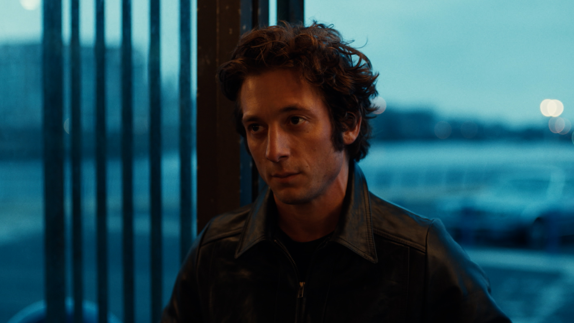 How Jeremy Allen White Became The Boss—On His Own Terms