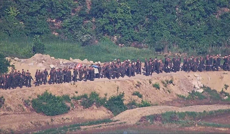 S. Korea reaches out to North, proposes talks to minimize DMZ friction