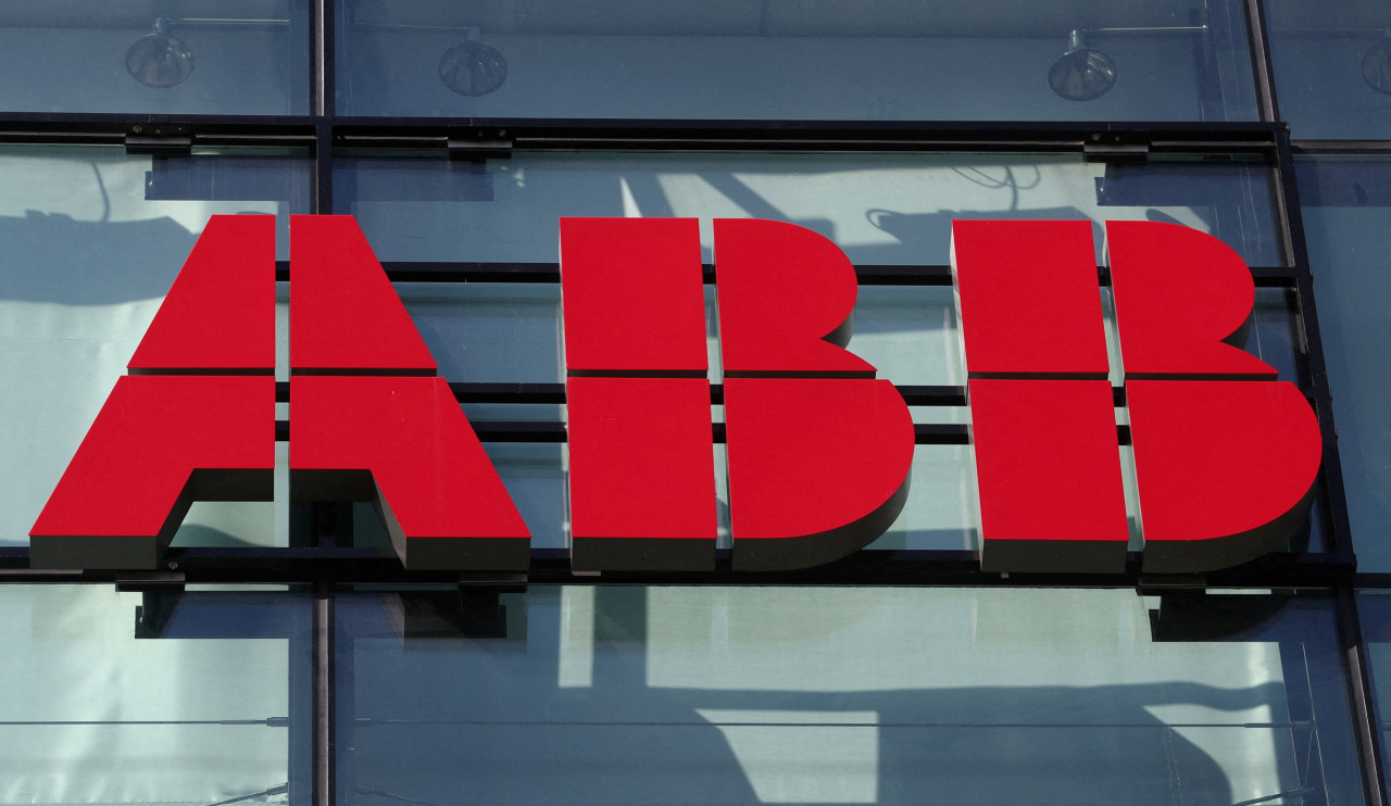 ABB shares climb after record revenue beats market views