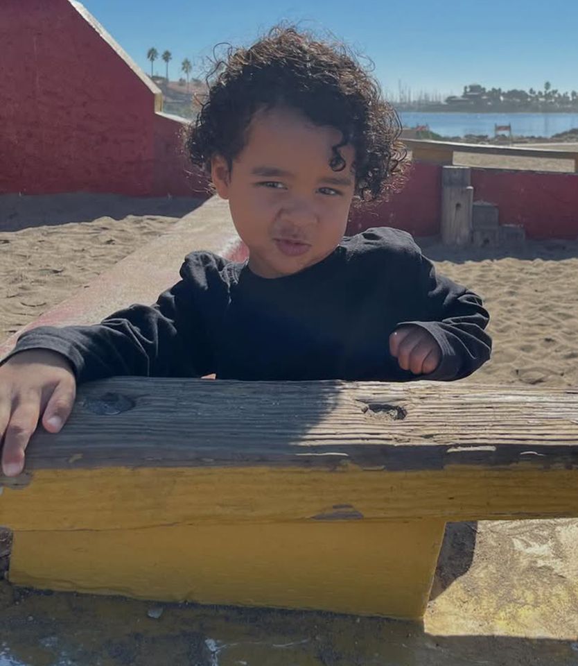 Khloé Kardashian Gets into the Christmas Spirit with Kids True and