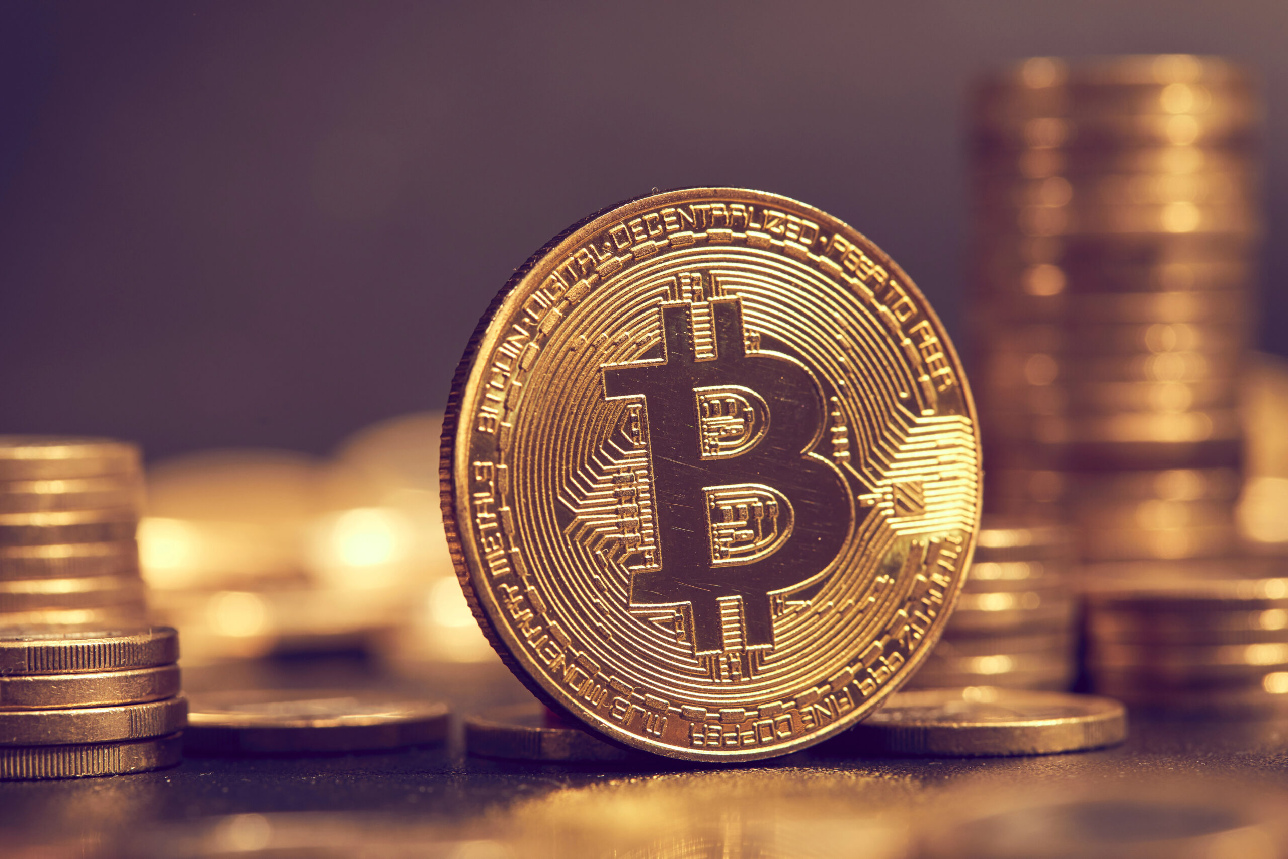 ビットコイン、“エプスタインメール”公開で急落！初期ビットコイン市場に“怪しい影”か