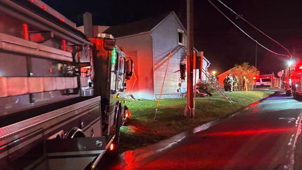 6 displaced after morning house fire in York County