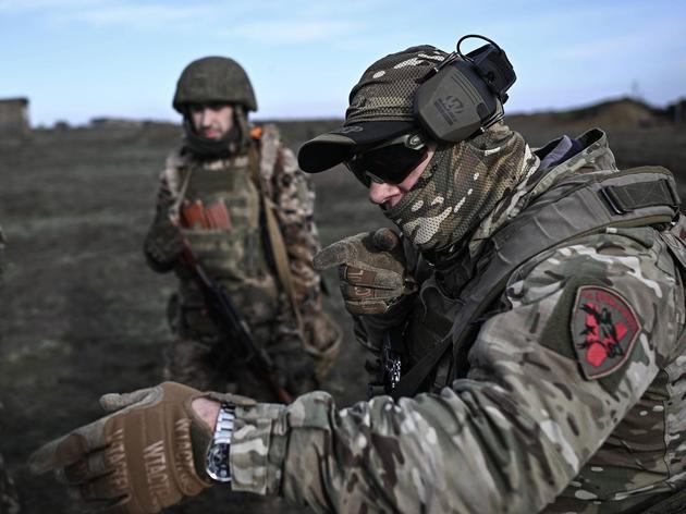 Vorbereitung auf den Ernstfall: Russische Soldaten trainieren für ihren Einsatz in der Ukraine.