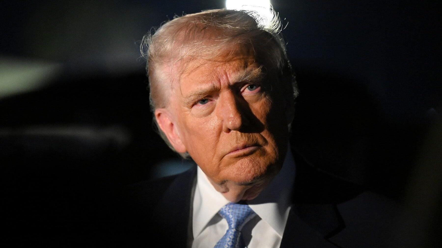 Trump cambia de postura y pide divulgar los archivos Epstein
