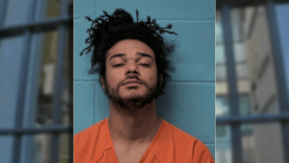 Dudley man arrested after fleeing traffic stop and chase in Kinston