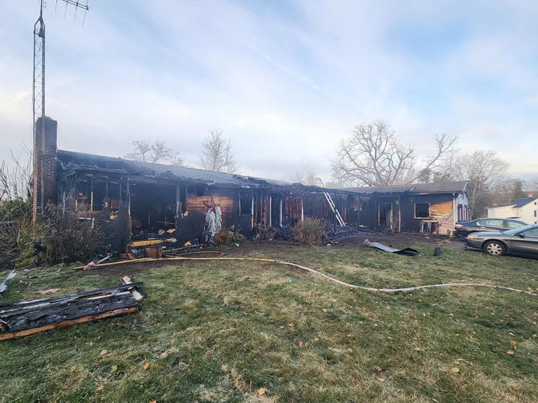 4 arrested after Clear Spring house fire leaves 3 dead