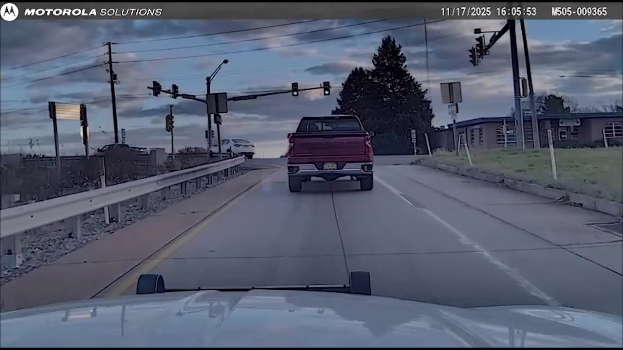 Officer Injured After Driver Runs Red Light and Hits Cruiser