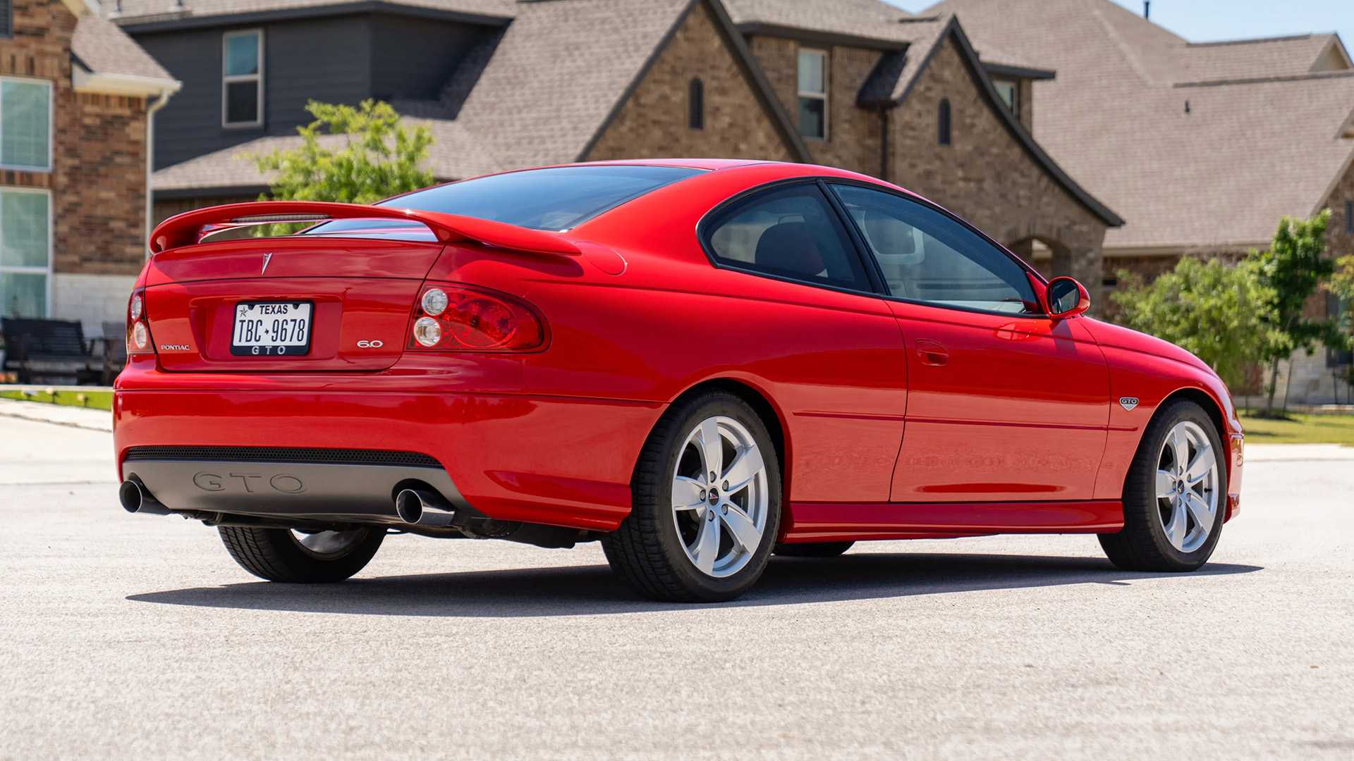 2005 Pontiac GTO 1 Rear Three Quarter