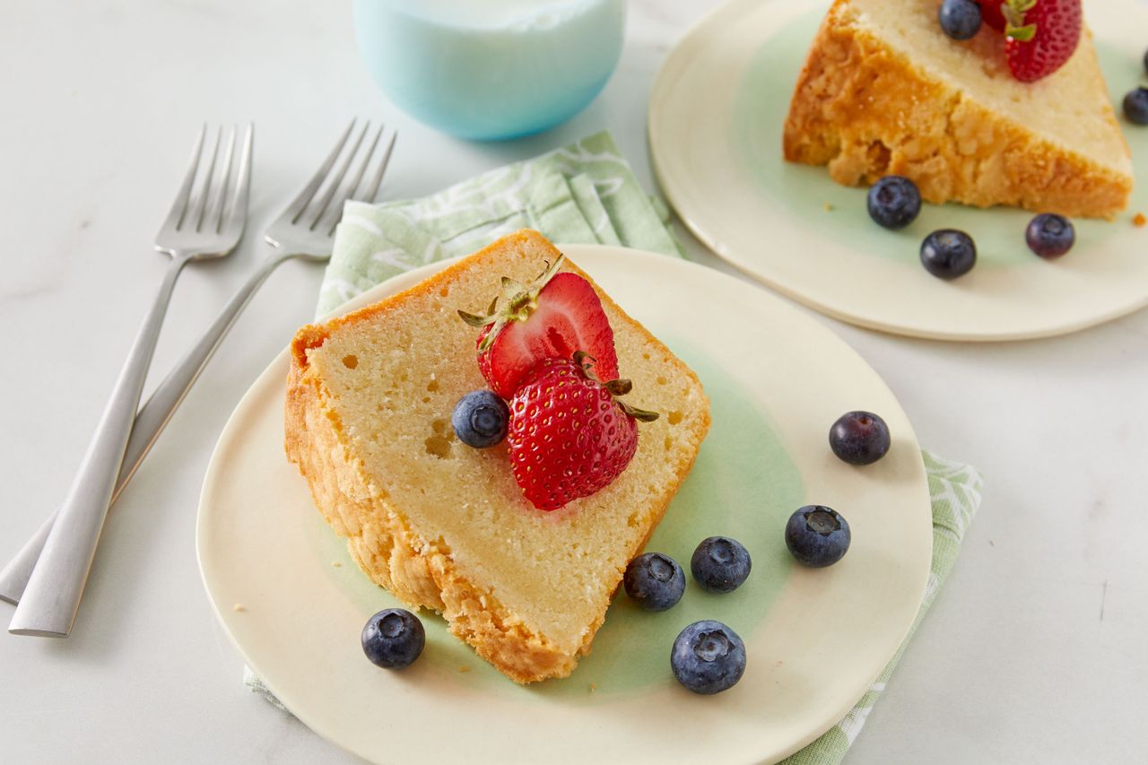 million dollar pound cake - southern living