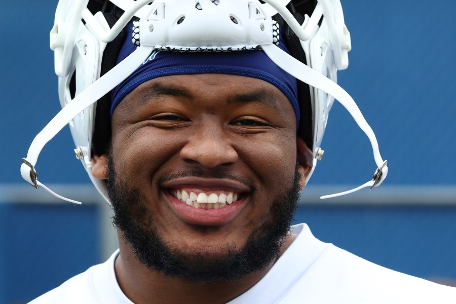 Bills DT DeWayne Carter volunteers time with focus on helping community ...